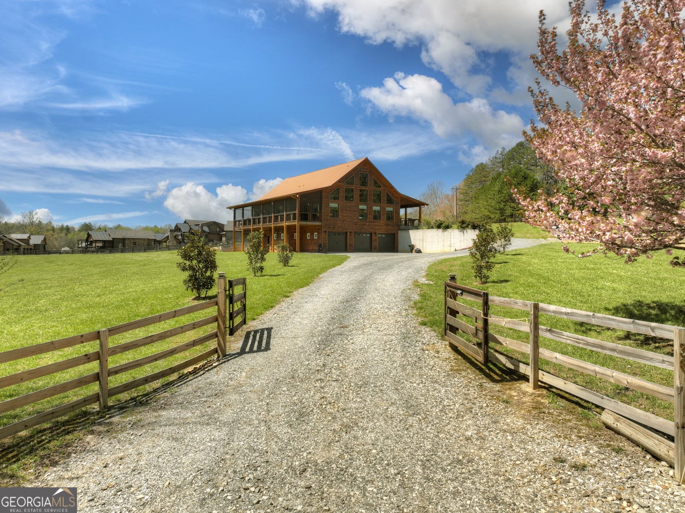 Morganton, Georgia, 30560, United States, 5 Bedrooms Bedrooms, ,3 BathroomsBathrooms,Residential,Active,1798022