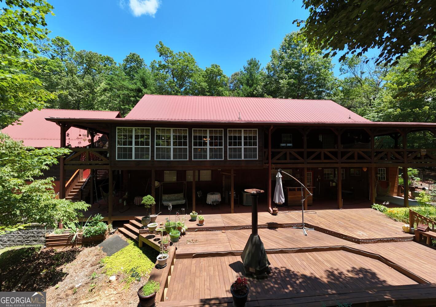 Blairsville, Georgia, 30512, United States, 4 Bedrooms Bedrooms, ,5 BathroomsBathrooms,Residential,Active,1898219