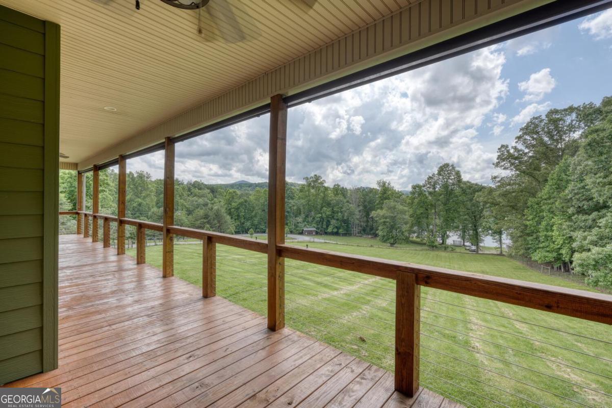 Blairsville, Georgia, 30512, United States, ,4 BathroomsBathrooms,Residential,Active,1852664