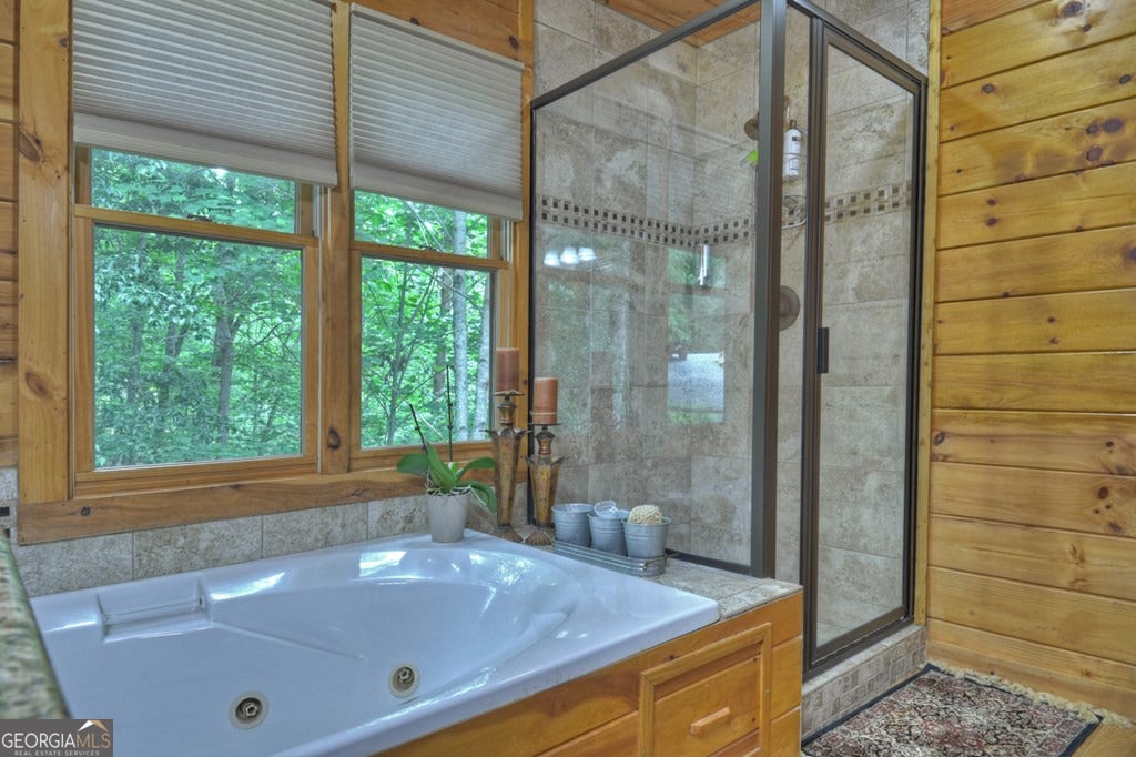 Morganton, Georgia, 30560, United States, 4 Bedrooms Bedrooms, ,6 BathroomsBathrooms,Residential,Active,1945076
