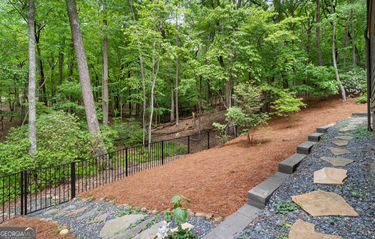 Big Canoe, Georgia, 30143, United States, 5 Bedrooms Bedrooms, ,6 BathroomsBathrooms,Residential,Active,1810518