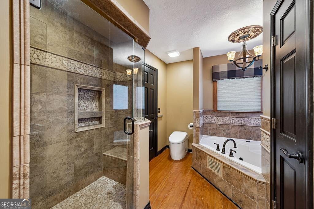 Ellijay, Georgia, 30536, United States, 4 Bedrooms Bedrooms, ,3 BathroomsBathrooms,Residential,Active,1863308