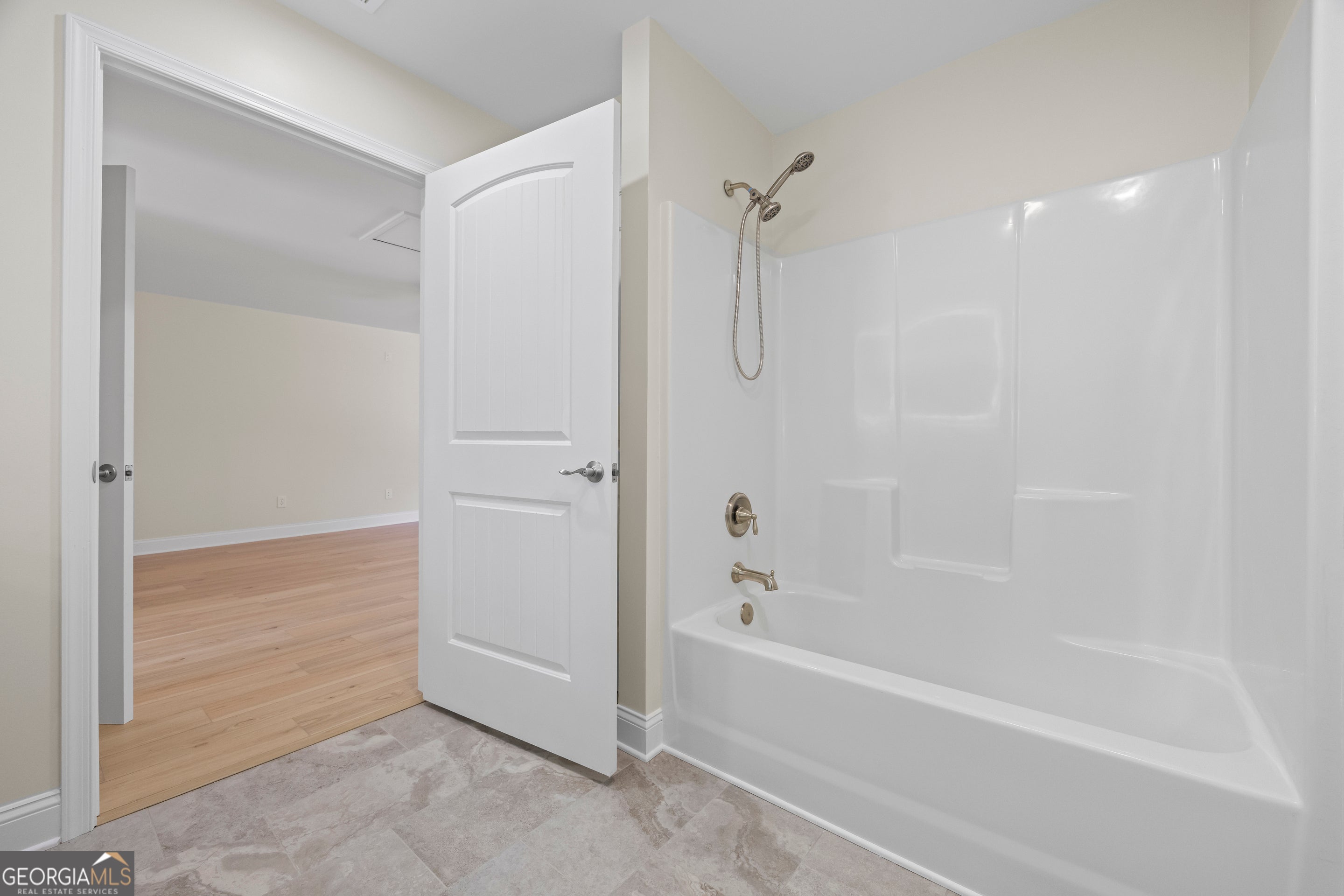 Martin, Georgia, 30557, United States, 6 Bedrooms Bedrooms, ,5 BathroomsBathrooms,Residential,Active,1964253