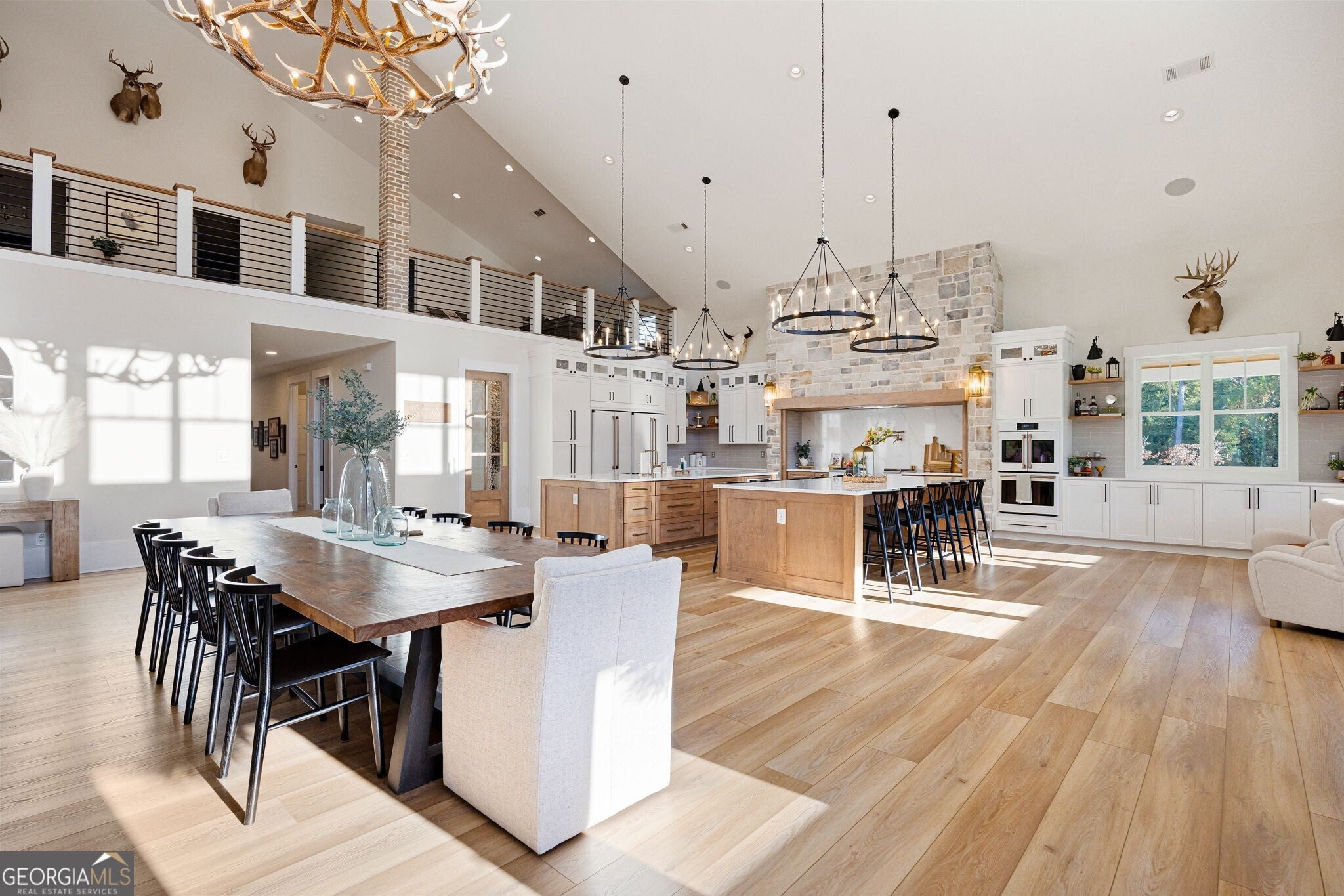 Rydal, Georgia, 30171, United States, 5 Bedrooms Bedrooms, ,5 BathroomsBathrooms,Residential,Active,1987251