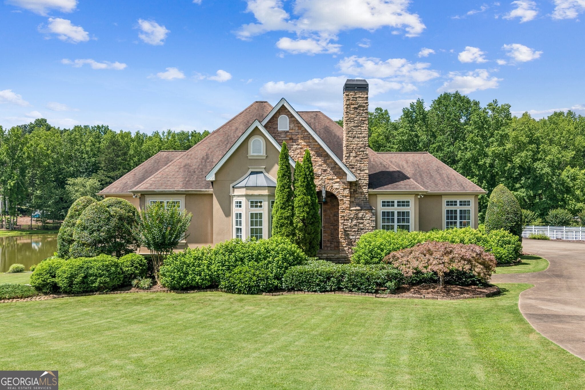 Canton, Georgia, 30115, United States, 5 Bedrooms Bedrooms, ,6 BathroomsBathrooms,Residential,Active,1862868