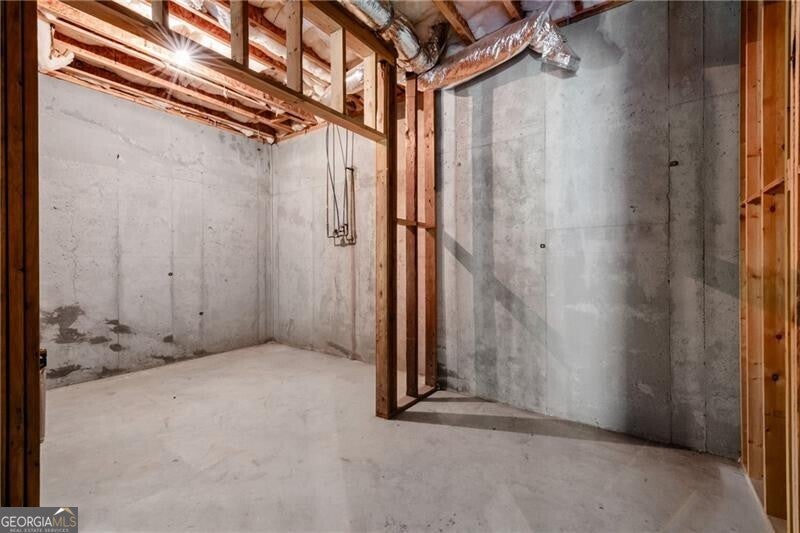 Braselton, Georgia, 30517, United States, 5 Bedrooms Bedrooms, ,5 BathroomsBathrooms,Residential,Active,1912809