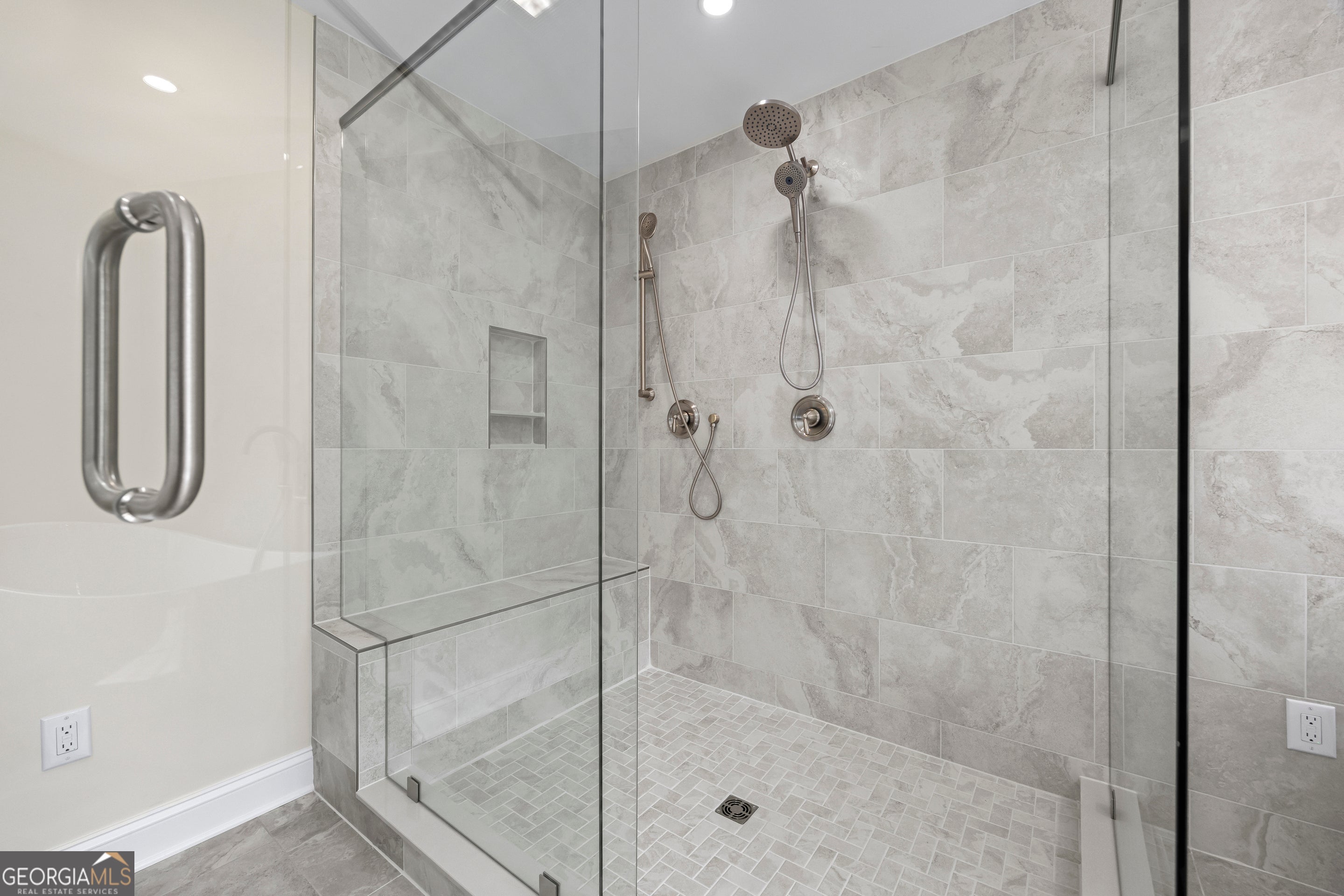 Martin, Georgia, 30557, United States, 6 Bedrooms Bedrooms, ,5 BathroomsBathrooms,Residential,Active,1964253