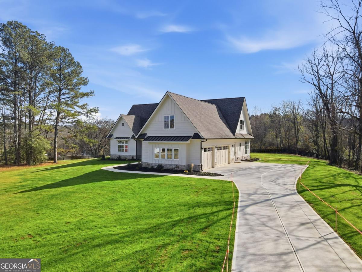 Canton, Georgia, 30115, United States, 5 Bedrooms Bedrooms, ,4 BathroomsBathrooms,Residential,Active,2002329