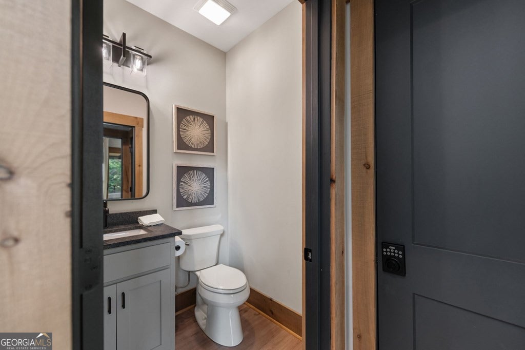 Ellijay, Georgia, 30540, United States, 5 Bedrooms Bedrooms, ,6 BathroomsBathrooms,Residential,Active,1919053