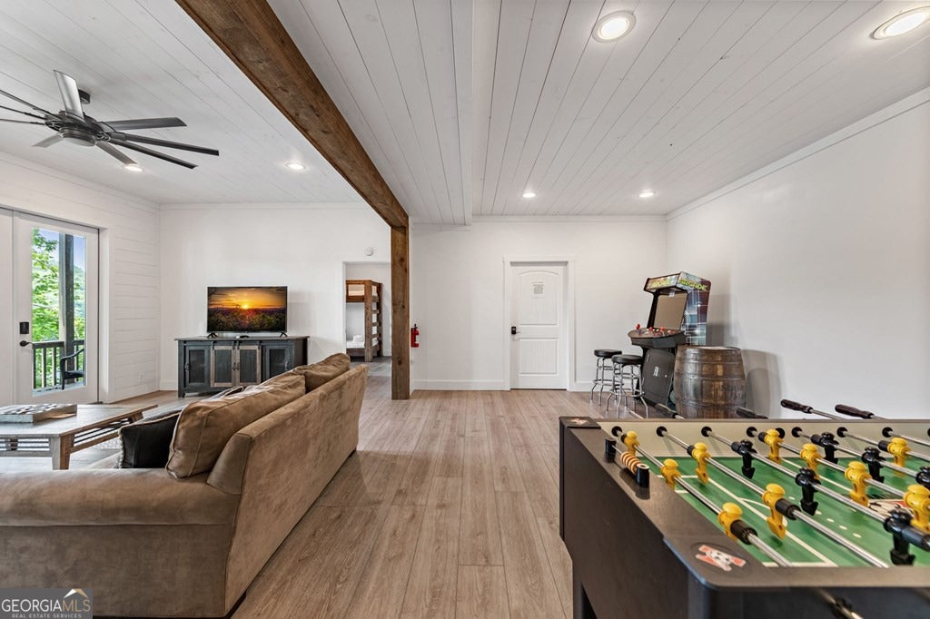 Morganton, Georgia, 30560, United States, 4 Bedrooms Bedrooms, ,3 BathroomsBathrooms,Residential,Pending,1859386