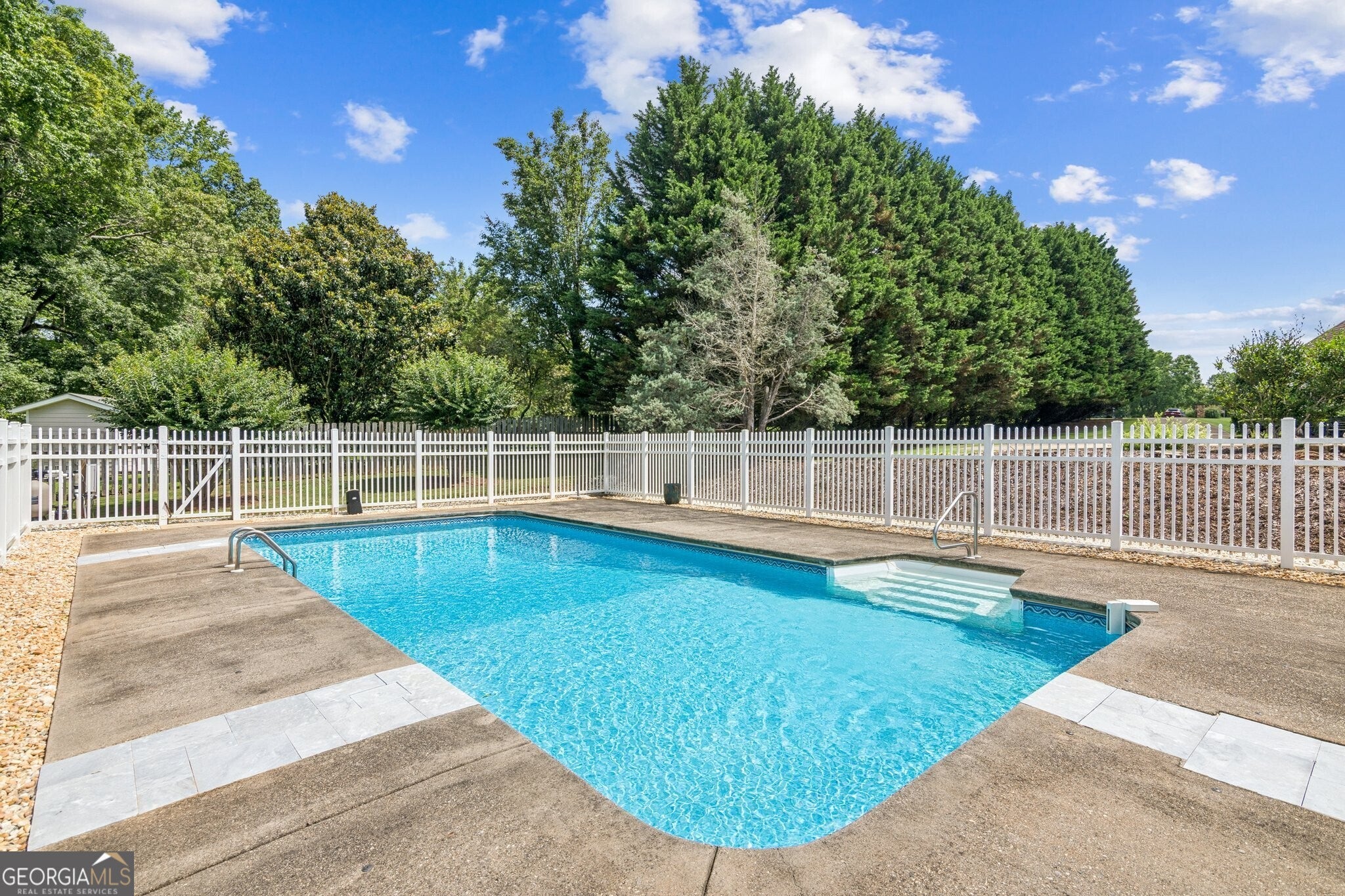 Canton, Georgia, 30115, United States, 5 Bedrooms Bedrooms, ,6 BathroomsBathrooms,Residential,Active,1862868