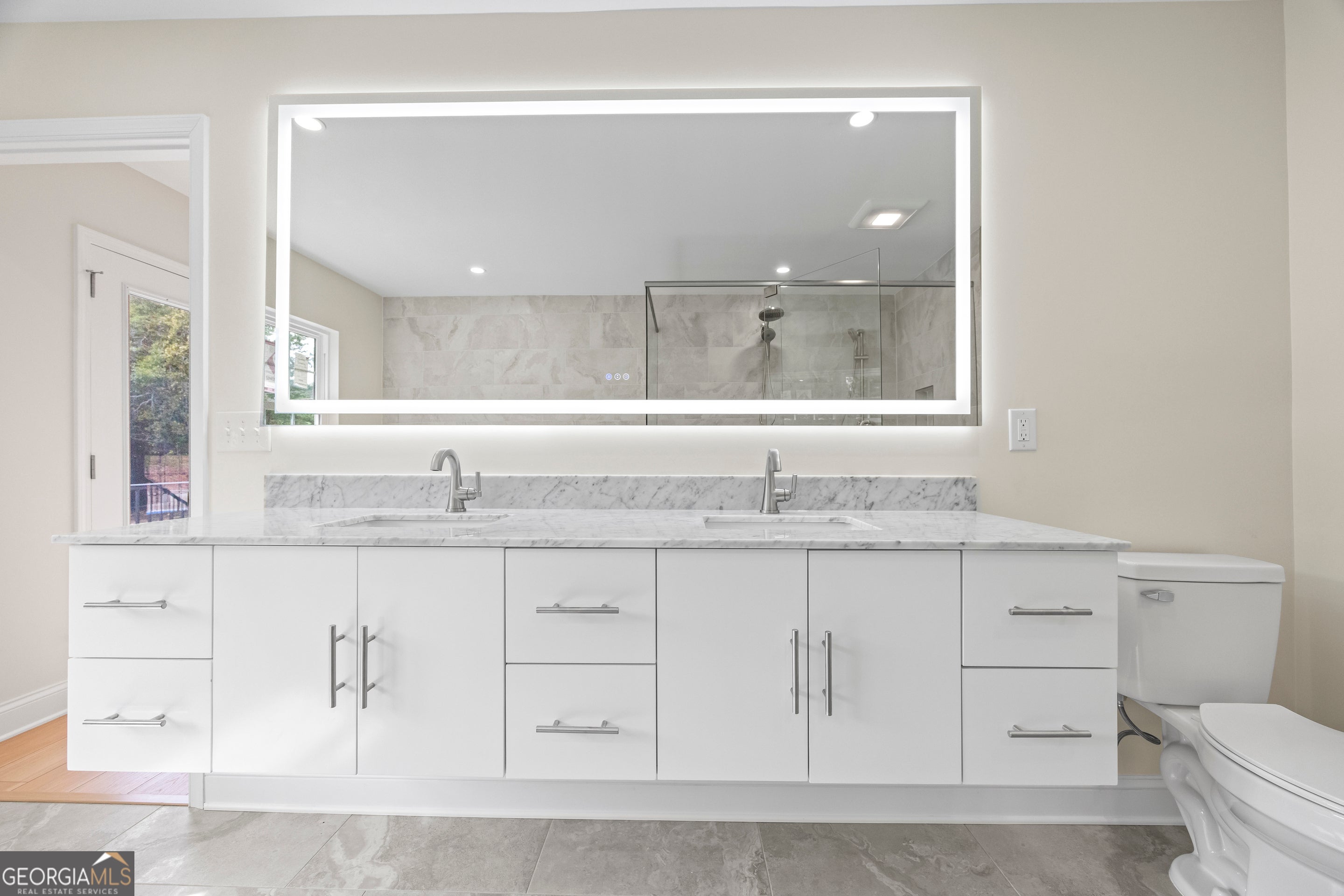 Martin, Georgia, 30557, United States, 6 Bedrooms Bedrooms, ,5 BathroomsBathrooms,Residential,Active,1964253