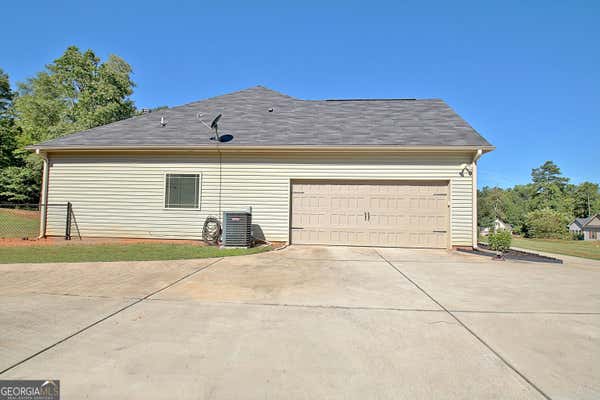 352 HUNTER WELCH PKWY, LUTHERSVILLE, GA 30251, photo 5 of 56