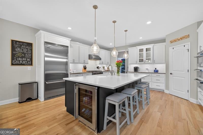 Flowery Branch, Georgia, 30542, United States, 6 Bedrooms Bedrooms, ,6 BathroomsBathrooms,Residential,Active,2007275