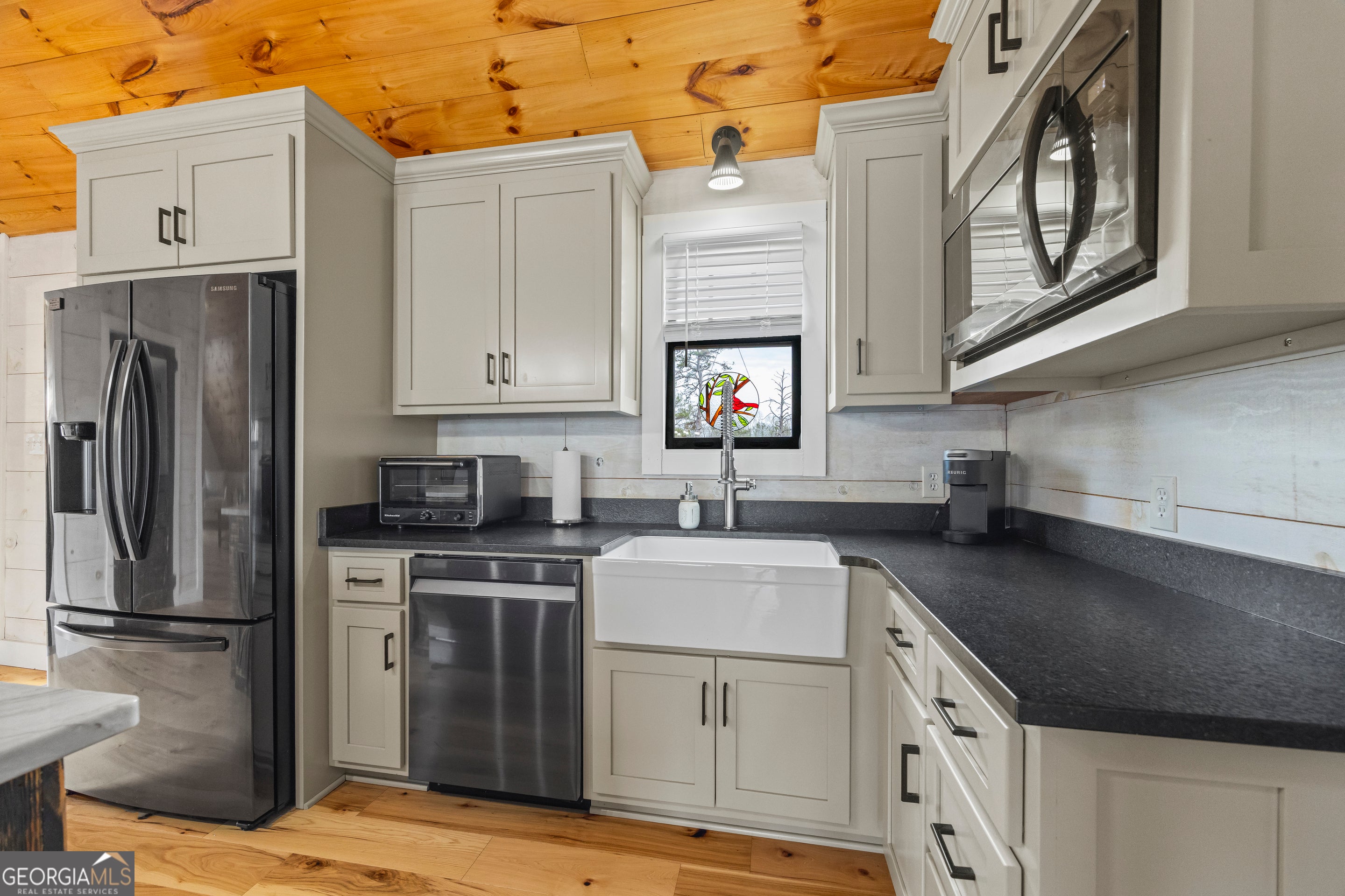 Hartwell, Georgia, 30643, United States, 6 Bedrooms Bedrooms, ,6 BathroomsBathrooms,Residential,Active,2011216