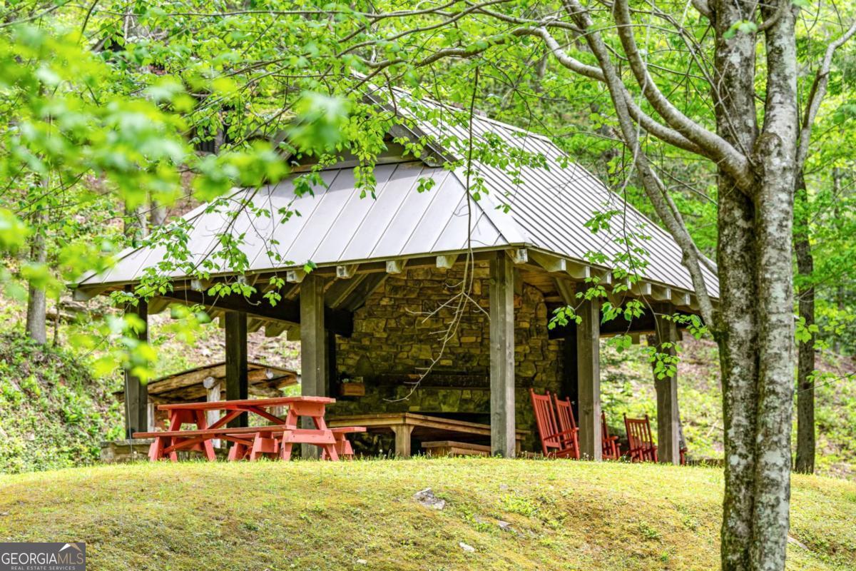 Ellijay, Georgia, 30536, United States, ,4 BathroomsBathrooms,Residential,Active,1806919