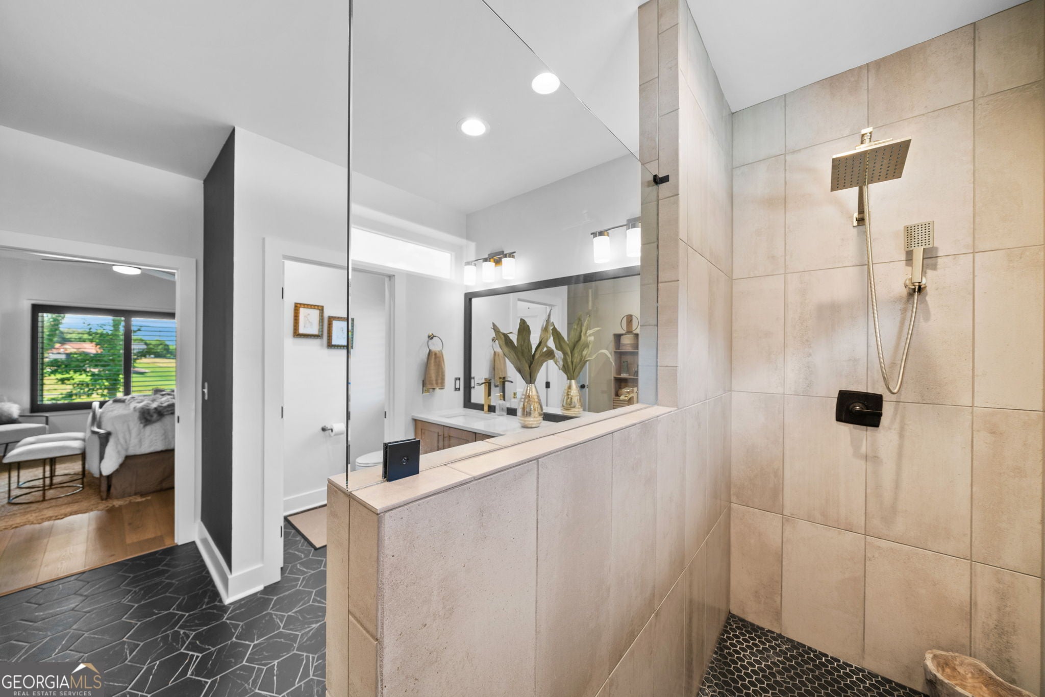 Morganton, Georgia, 30560, United States, 4 Bedrooms Bedrooms, ,4 BathroomsBathrooms,Residential,Active,2001369