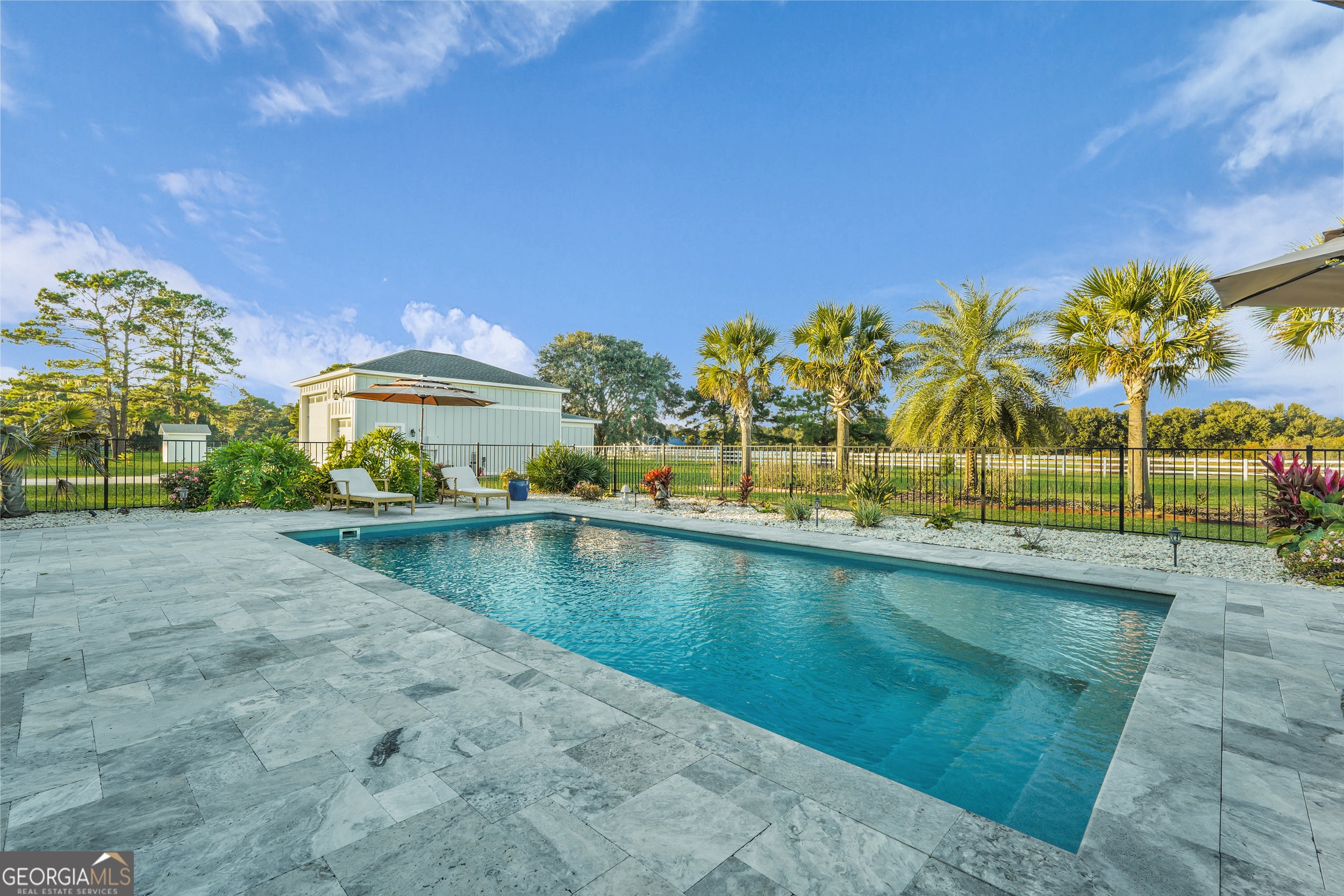 Midway, Georgia, 31320, United States, 5 Bedrooms Bedrooms, ,3 BathroomsBathrooms,Residential,Active,1959929