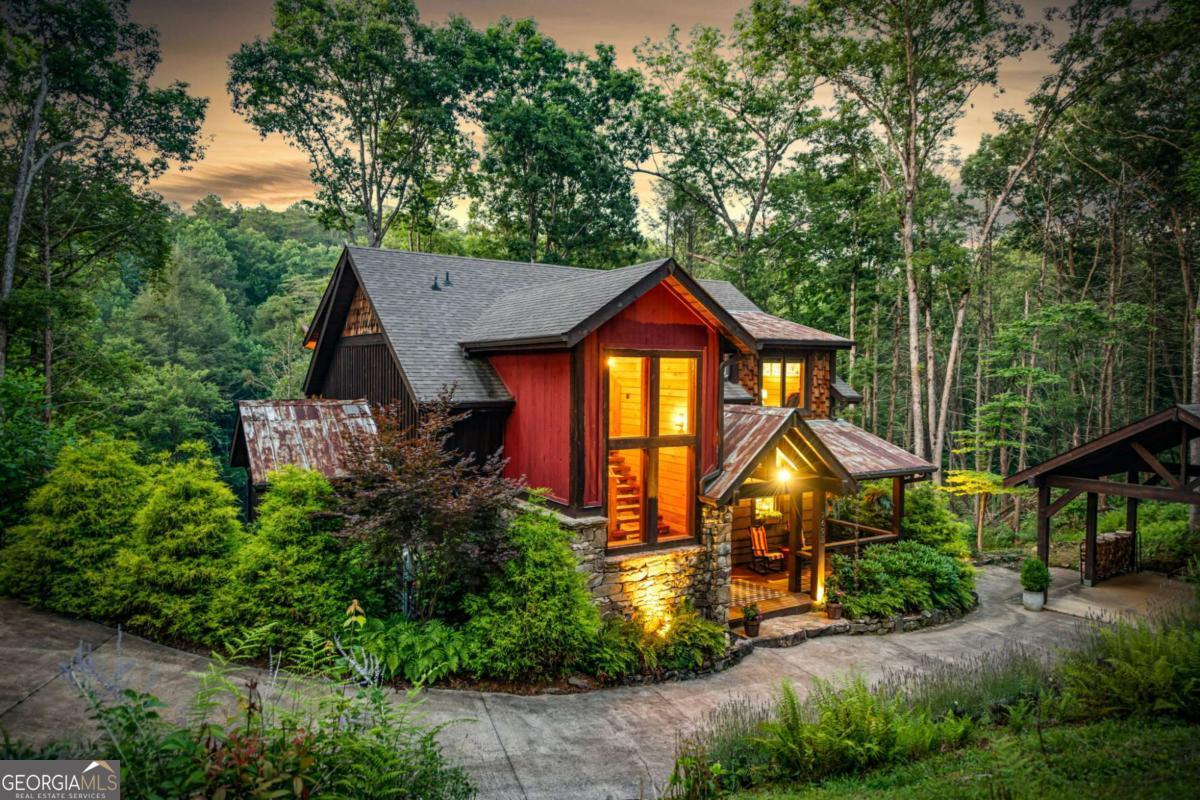 Blue Ridge, Georgia, 30513, United States, 3 Bedrooms Bedrooms, ,5 BathroomsBathrooms,Residential,Active,2006916