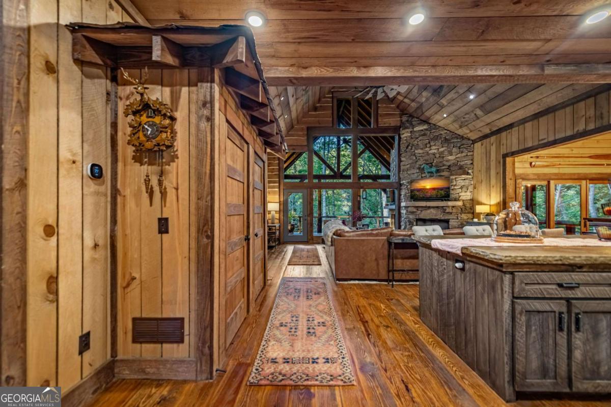 Blue Ridge, Georgia, 30513, United States, 3 Bedrooms Bedrooms, ,5 BathroomsBathrooms,Residential,Active,1973533