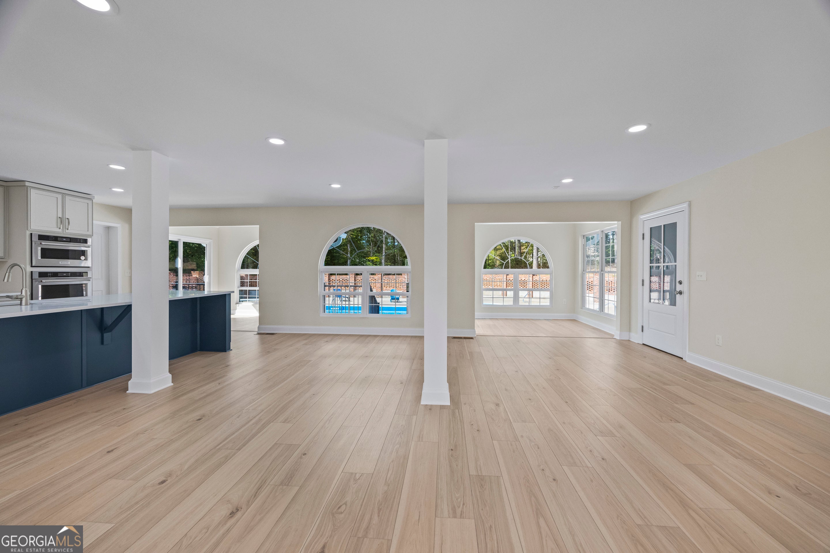 Martin, Georgia, 30557, United States, 6 Bedrooms Bedrooms, ,5 BathroomsBathrooms,Residential,Active,1964253