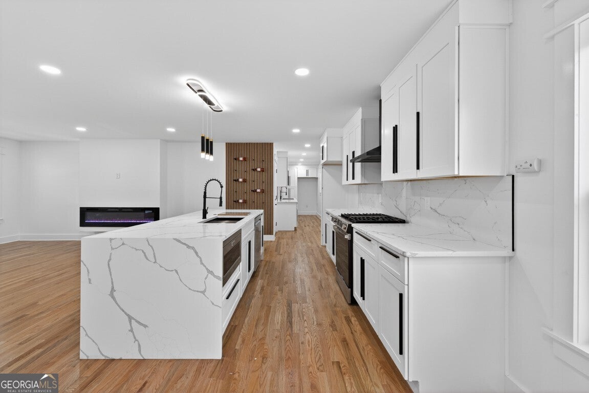 Norcross, Georgia, 30071, United States, 6 Bedrooms Bedrooms, ,5 BathroomsBathrooms,Residential,Active,2009837