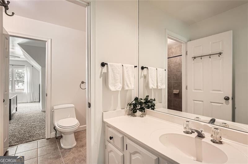 Roswell, Georgia, 30075, United States, 6 Bedrooms Bedrooms, ,6 BathroomsBathrooms,Residential,Active,1831832