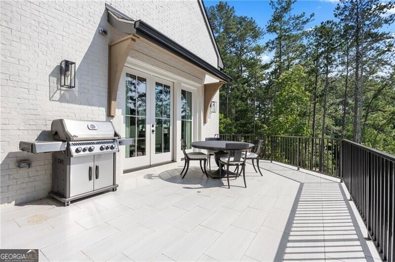 Alpharetta, Georgia, 30004, United States, 6 Bedrooms Bedrooms, ,8 BathroomsBathrooms,Residential,Active,1929430