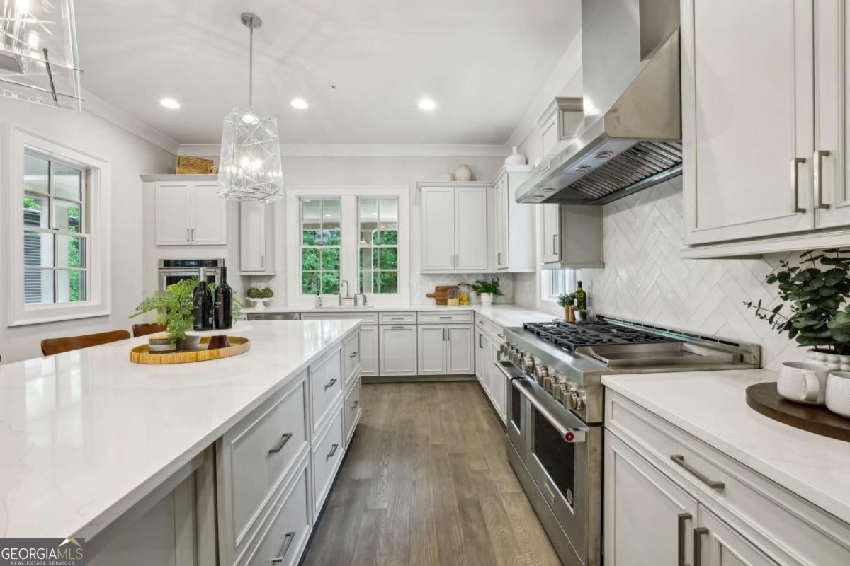 Alpharetta, Georgia, 30009, United States, 3 Bedrooms Bedrooms, ,4 BathroomsBathrooms,Residential,Active,1849535