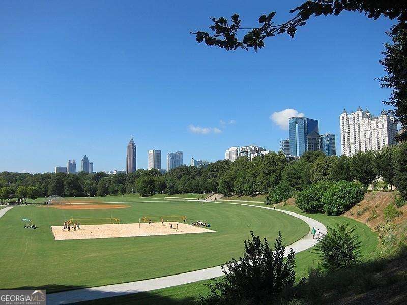 Atlanta, Georgia, 30306, United States, 6 Bedrooms Bedrooms, ,7 BathroomsBathrooms,Residential,Active,1994977