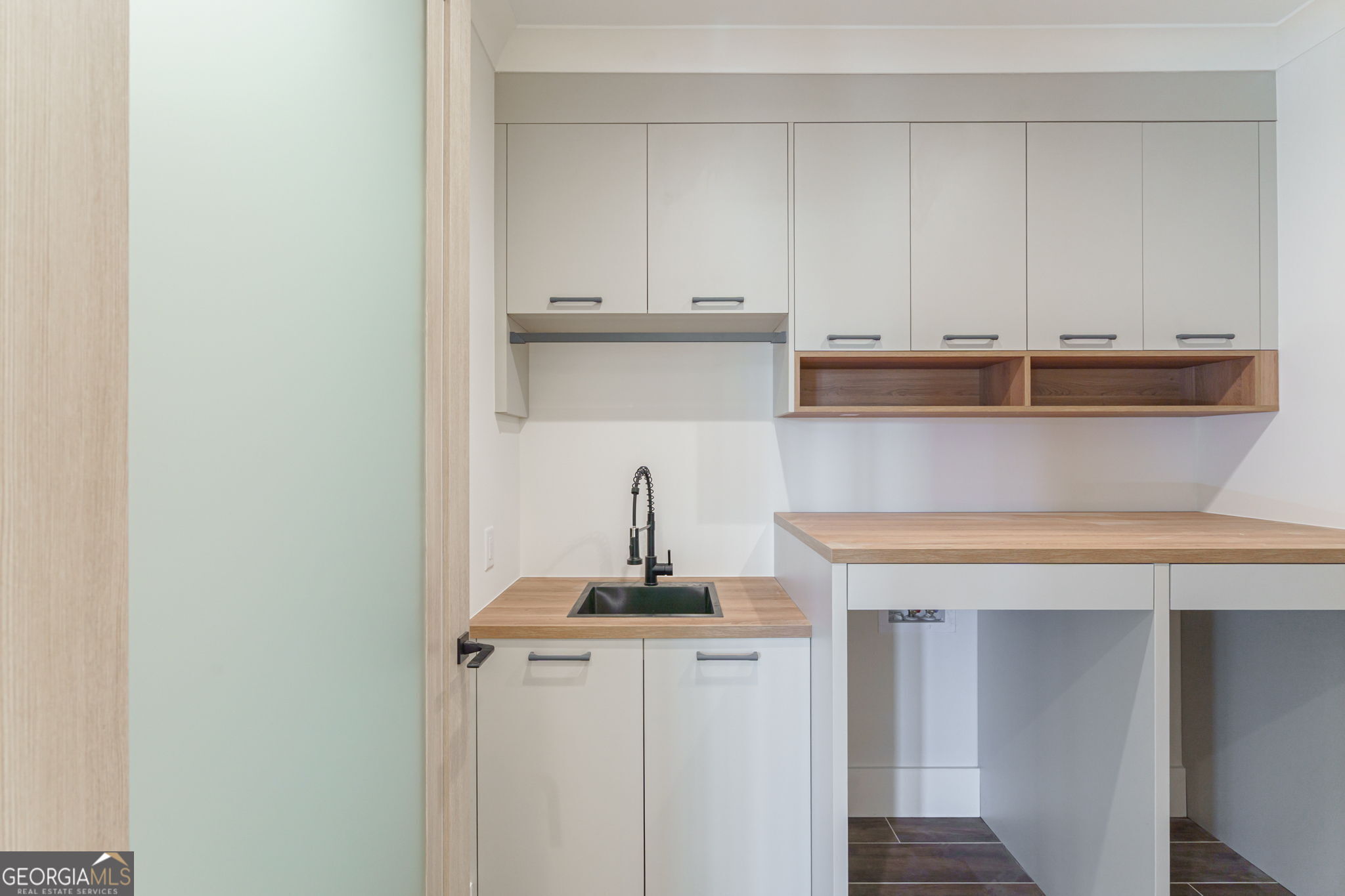 Cumming, Georgia, 30041, United States, 4 Bedrooms Bedrooms, ,4 BathroomsBathrooms,Residential,Active,1969675