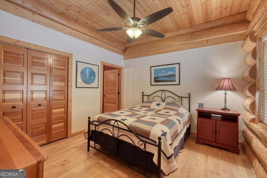 Blairsville, Georgia, 30512, United States, 4 Bedrooms Bedrooms, ,6 BathroomsBathrooms,Residential,Active,1936094