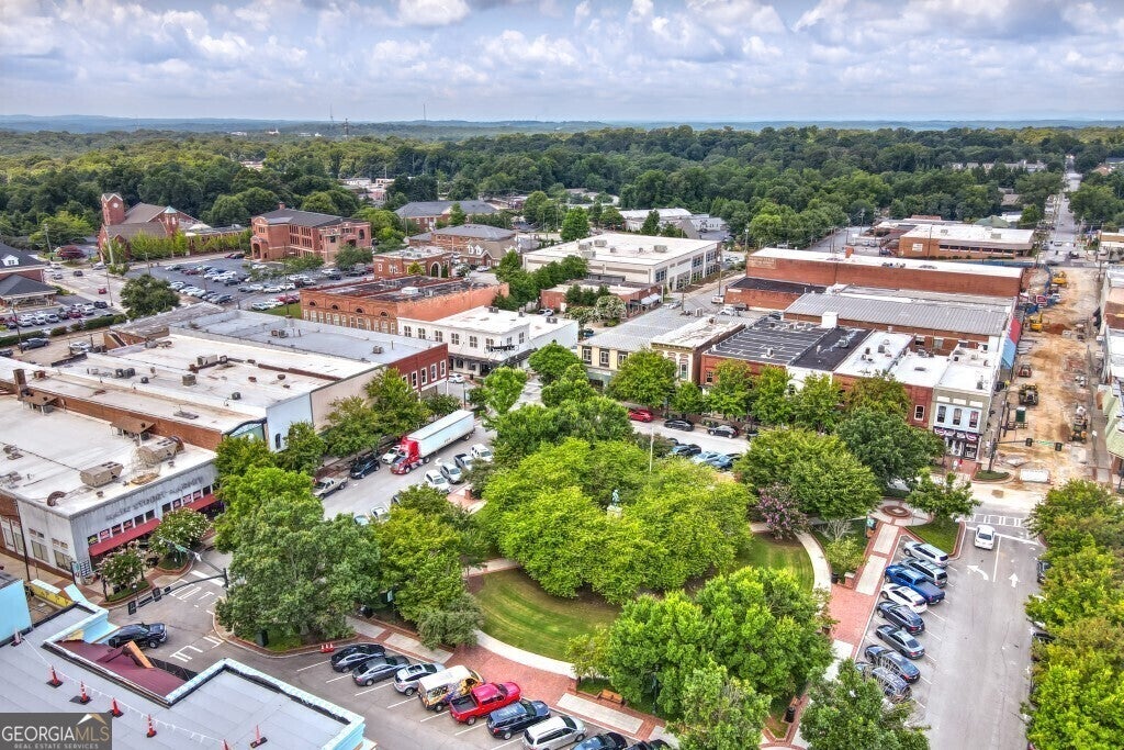 Gainesville, Georgia, 30506, United States, 5 Bedrooms Bedrooms, ,5 BathroomsBathrooms,Residential,Active,1926926