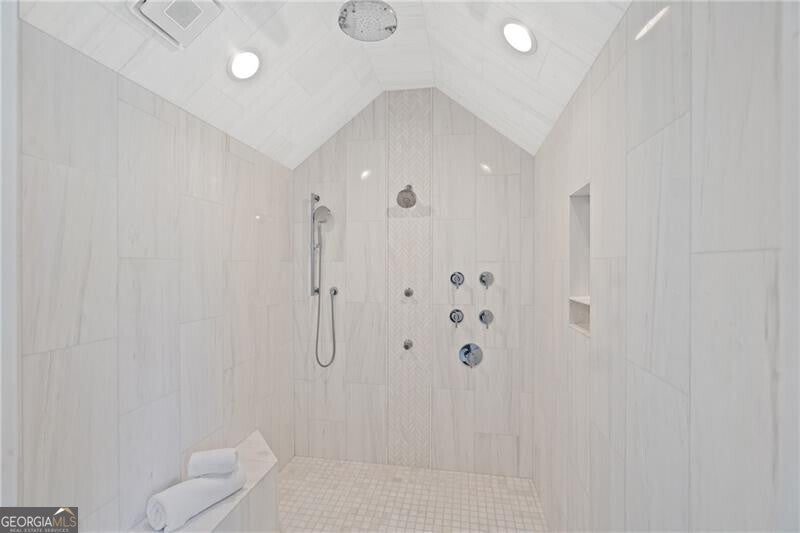 Johns Creek, Georgia, 30022, United States, ,6 BathroomsBathrooms,Residential,Active,1799393