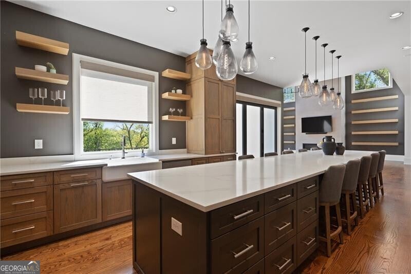 Johns Creek, Georgia, 30022, United States, ,6 BathroomsBathrooms,Residential,Active,1799393