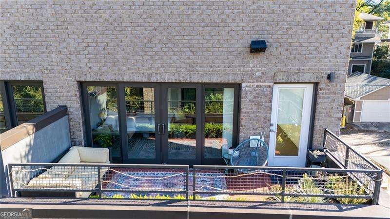 Atlanta, Georgia, 30309, United States, 3 Bedrooms Bedrooms, ,4 BathroomsBathrooms,Residential,Active,1987236