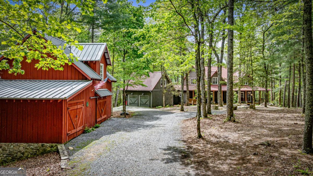 Ellijay, Georgia, 30536, United States, ,4 BathroomsBathrooms,Residential,Active,1806919