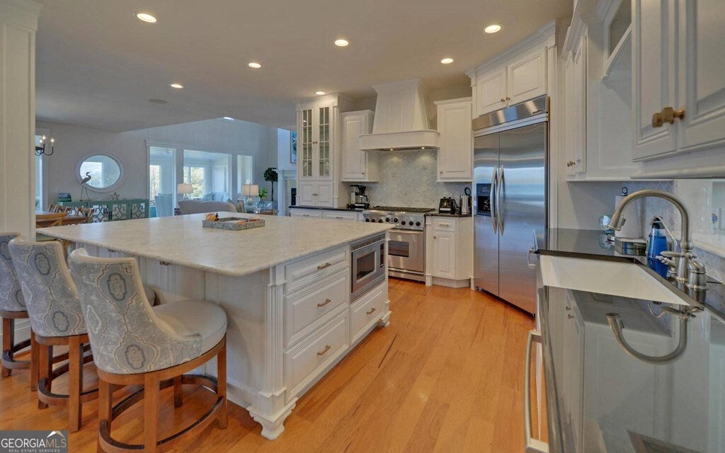 Hiawassee, Georgia, 30546, United States, 8 Bedrooms Bedrooms, ,6 BathroomsBathrooms,Residential,Active,1821963