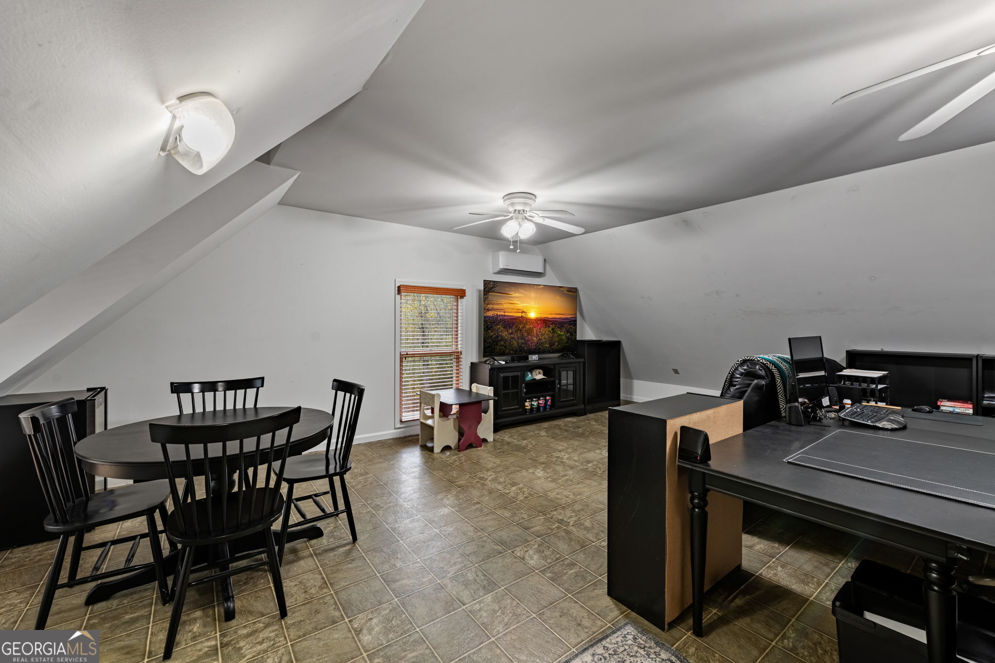 Ellijay, Georgia, 30540, United States, 4 Bedrooms Bedrooms, ,3 BathroomsBathrooms,Residential,Active,1968093