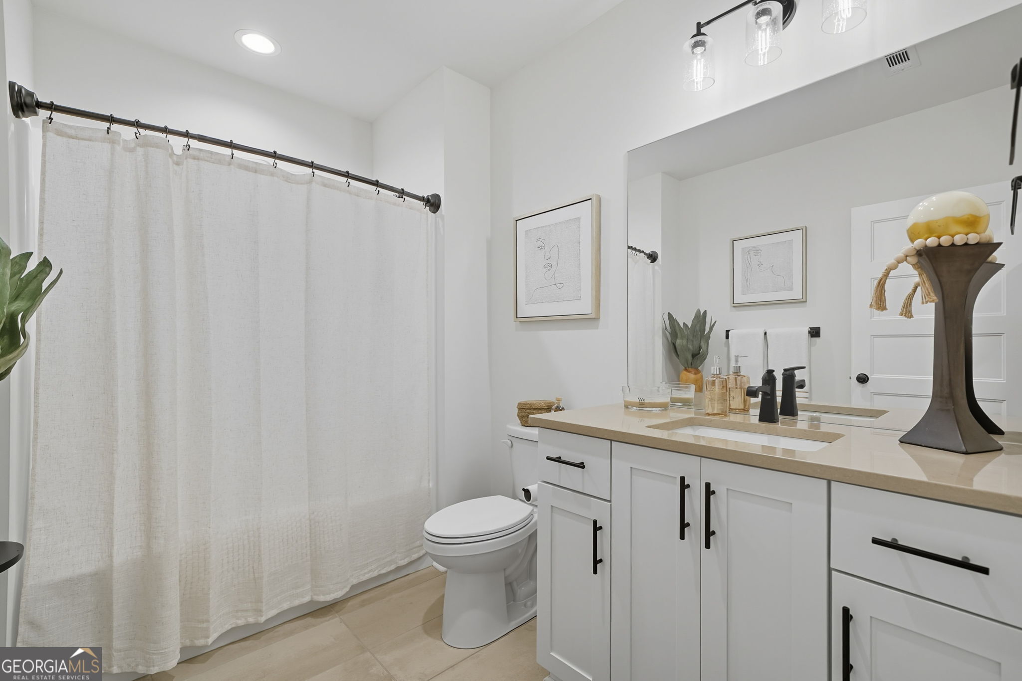 Morganton, Georgia, 30560, United States, 4 Bedrooms Bedrooms, ,4 BathroomsBathrooms,Residential,Active,2001369