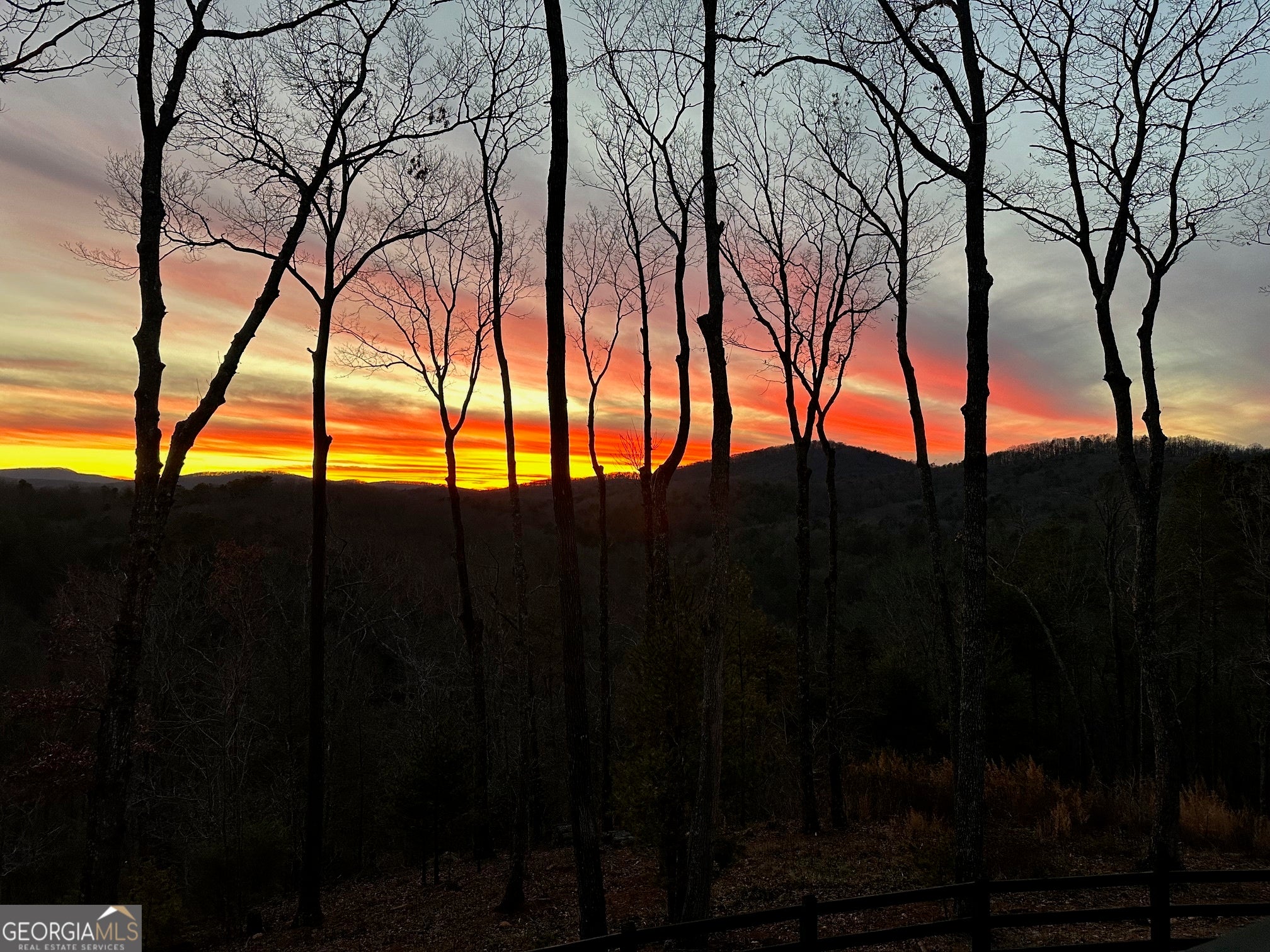 Ellijay, Georgia, 30536, United States, 3 Bedrooms Bedrooms, ,4 BathroomsBathrooms,Residential,Active,1968415