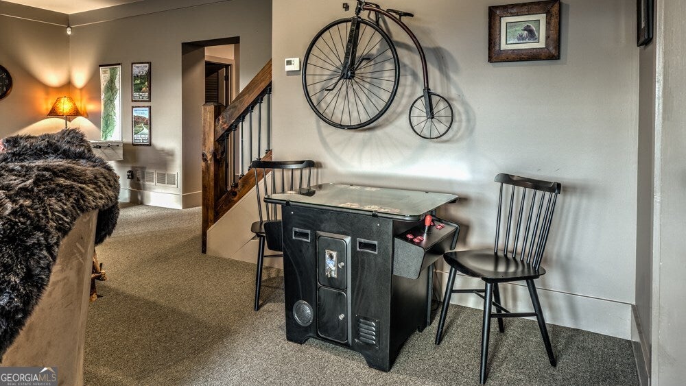 Ellijay, Georgia, 30536, United States, 6 Bedrooms Bedrooms, ,5 BathroomsBathrooms,Residential,Active,1936401