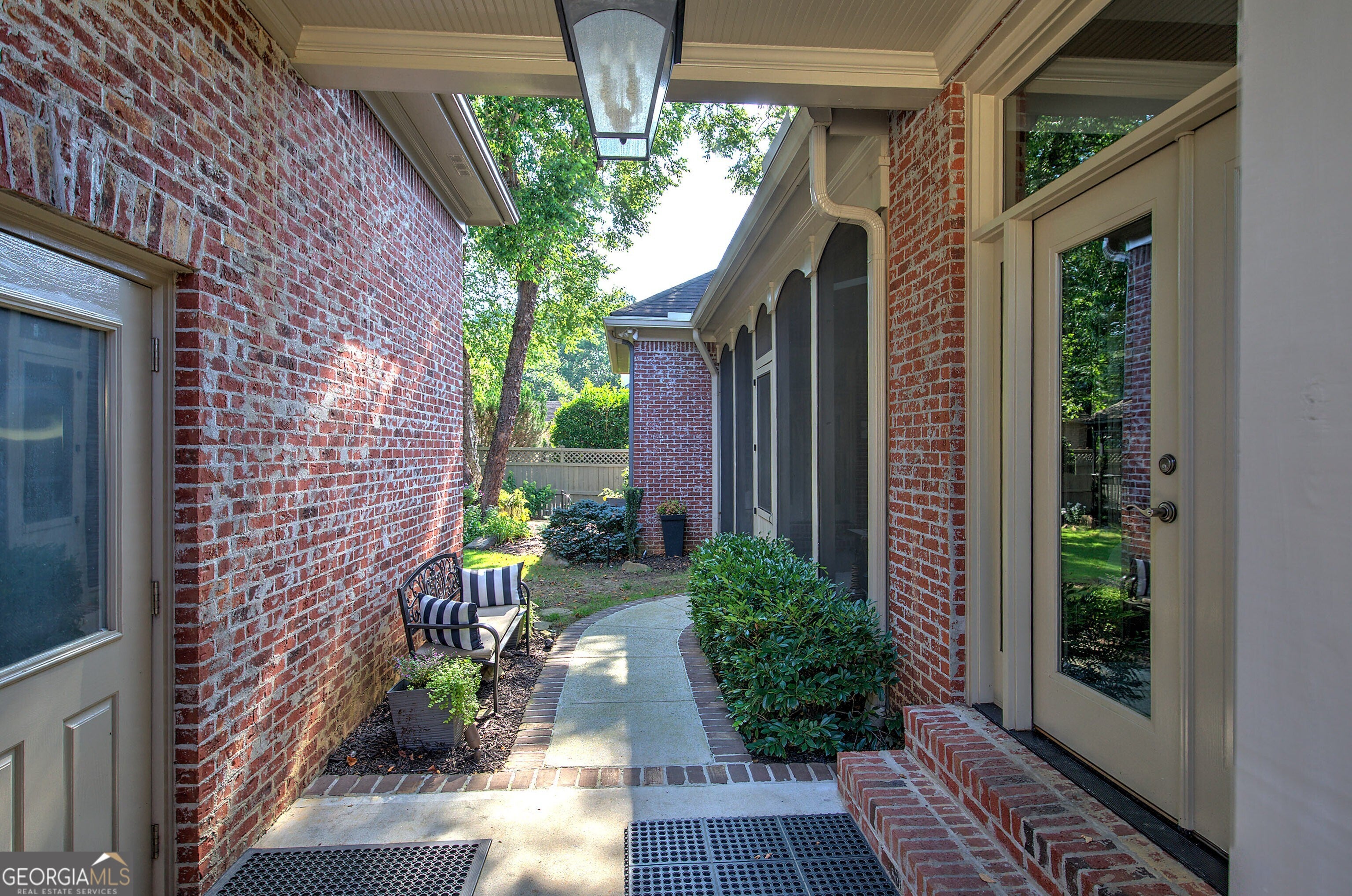 Kennesaw, Georgia, 30152, United States, 6 Bedrooms Bedrooms, ,7 BathroomsBathrooms,Residential,Active,1967313