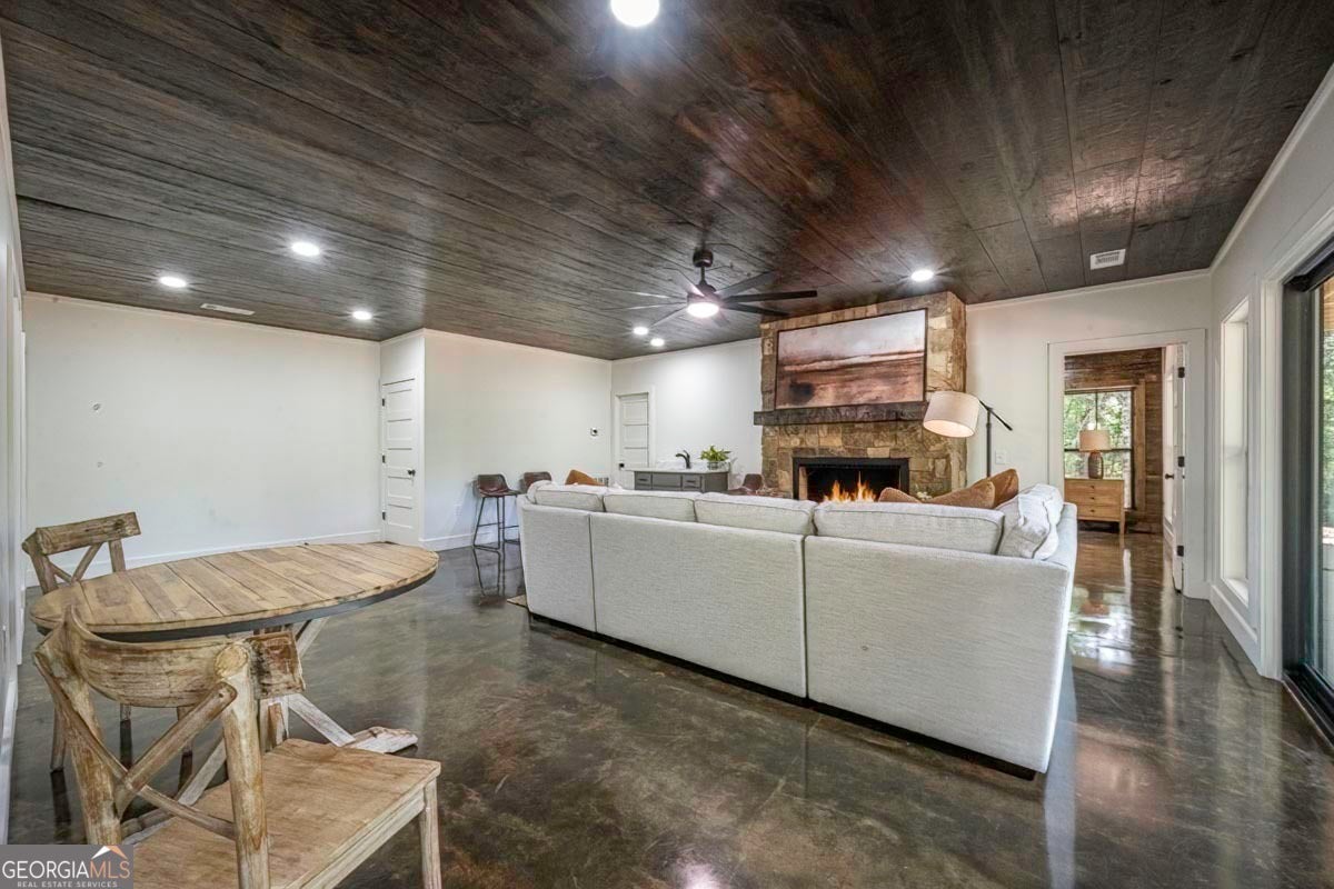 Epworth, Georgia, 30541, United States, 4 Bedrooms Bedrooms, ,4 BathroomsBathrooms,Residential,Active,1799355