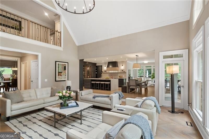 Johns Creek, Georgia, 30022, United States, 6 Bedrooms Bedrooms, ,5 BathroomsBathrooms,Residential,Active,1943817