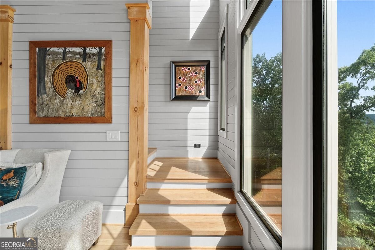 Ellijay, Georgia, 30540, United States, 5 Bedrooms Bedrooms, ,7 BathroomsBathrooms,Residential,Active,1952483