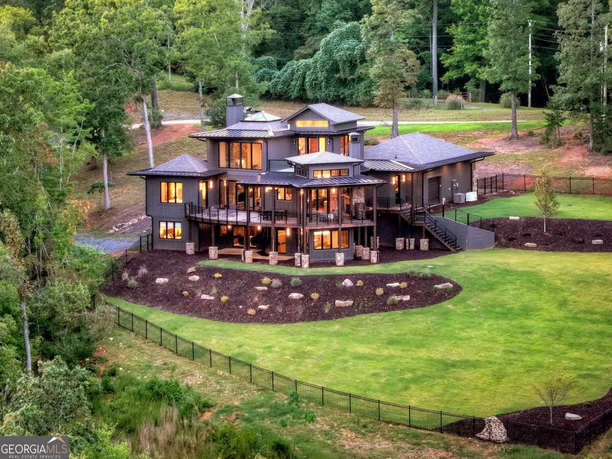 Blue Ridge, Georgia, 30513, United States, 5 Bedrooms Bedrooms, ,5 BathroomsBathrooms,Residential,Active,2003557