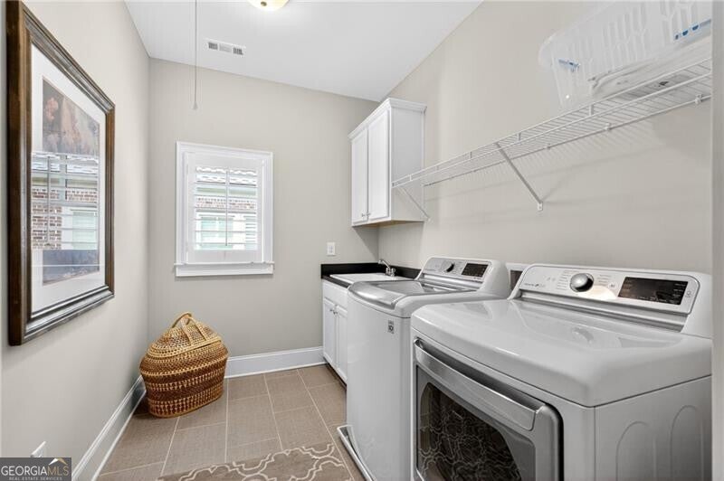 Berkeley Lake, Georgia, 30096, United States, 4 Bedrooms Bedrooms, ,6 BathroomsBathrooms,Residential,Active,2043794