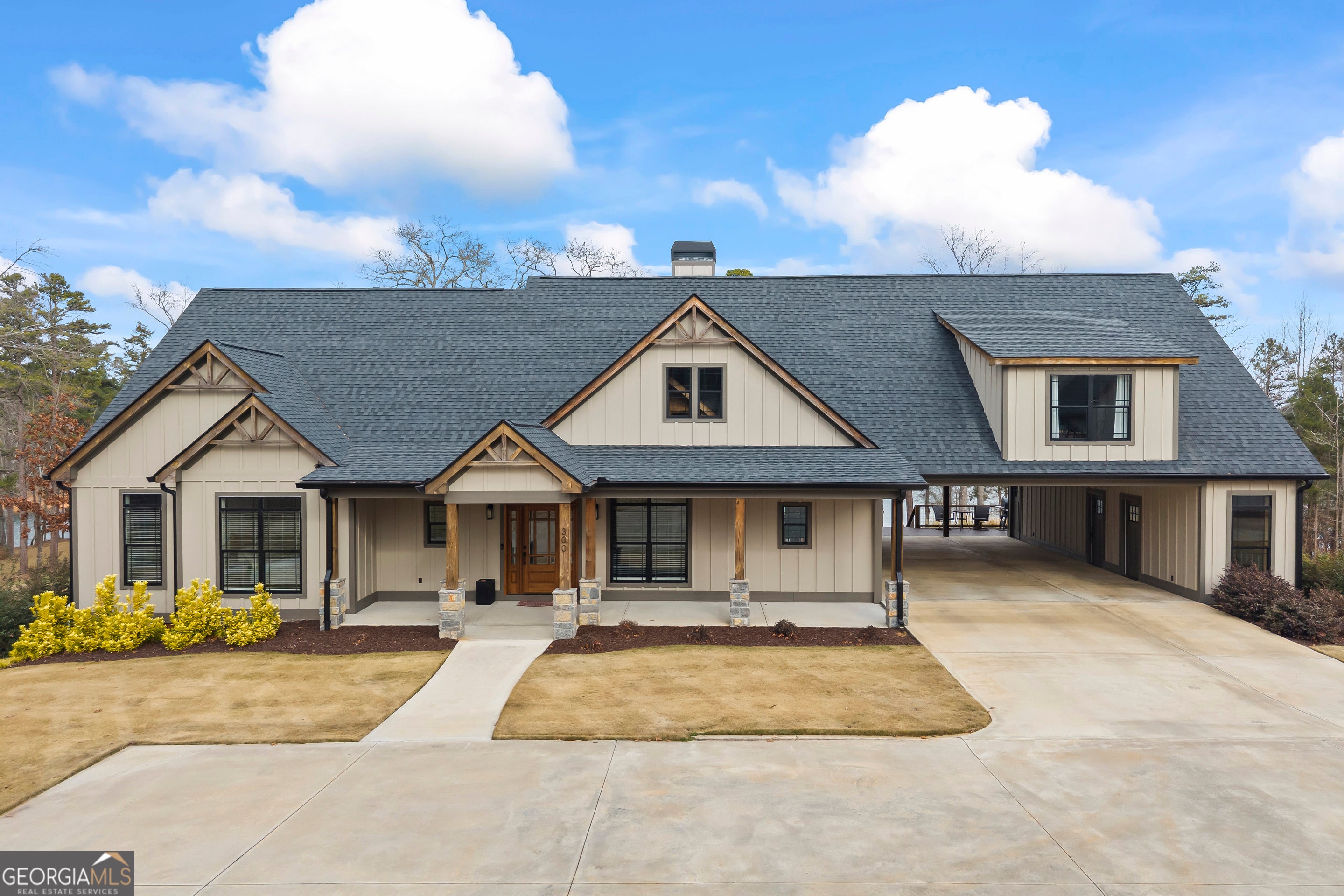 Hartwell, Georgia, 30643, United States, 6 Bedrooms Bedrooms, ,6 BathroomsBathrooms,Residential,Active,2011216