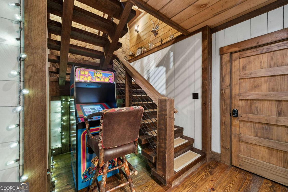 Blue Ridge, Georgia, 30513, United States, 3 Bedrooms Bedrooms, ,5 BathroomsBathrooms,Residential,Active,1973533